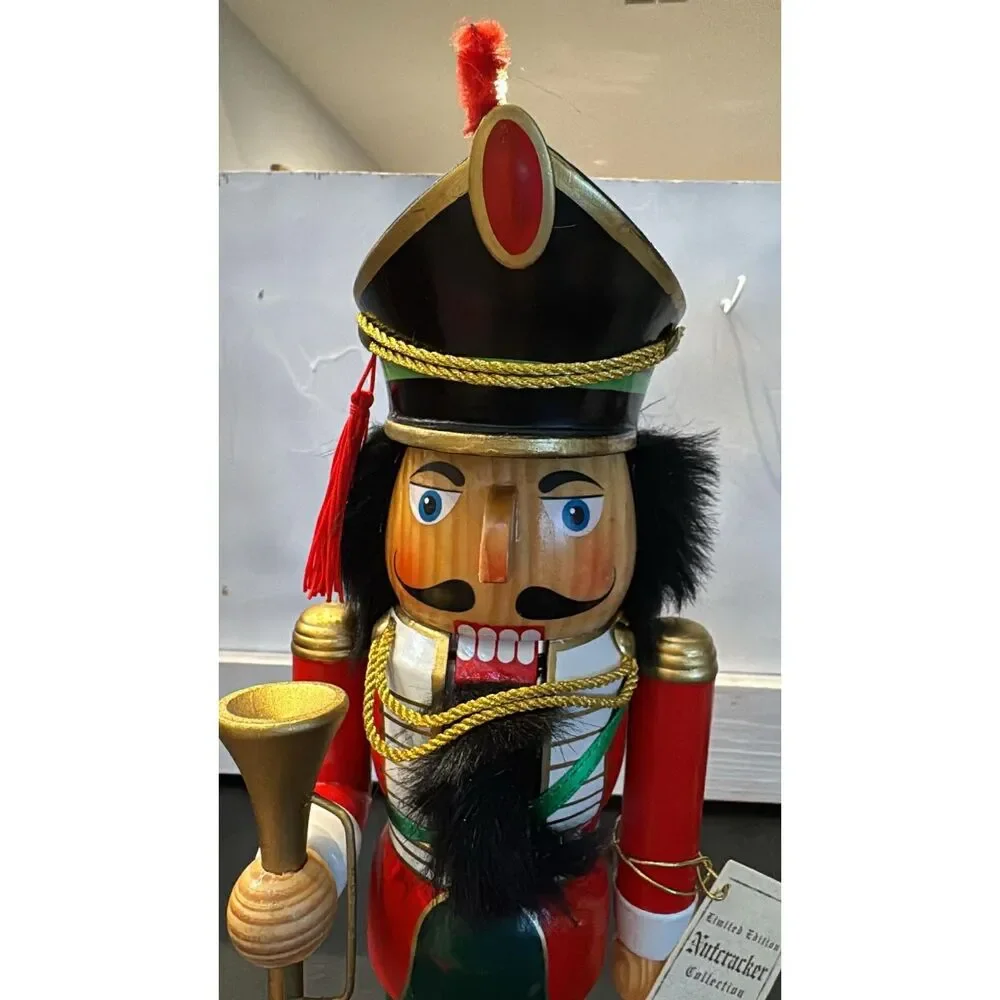 2006 Target Limited Edition Drummer Nutcracker 14 inches 3729/13884